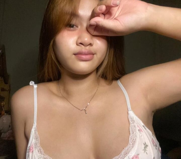 Istri Tukang Bakso yang Cantik
