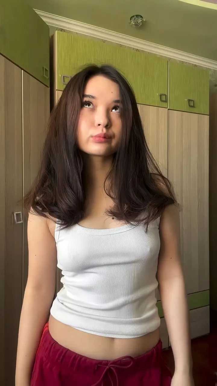 Cerita Panas Antara Aku dan Saudara Tiriku