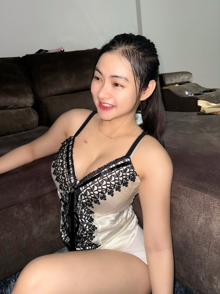 Disetubuhi oleh Oomku Yang Gagah