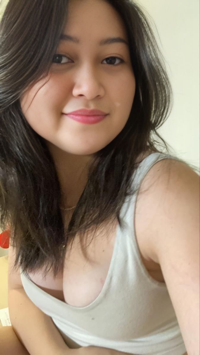 Pacaran Dengan Wanita Desa Yang Cantik