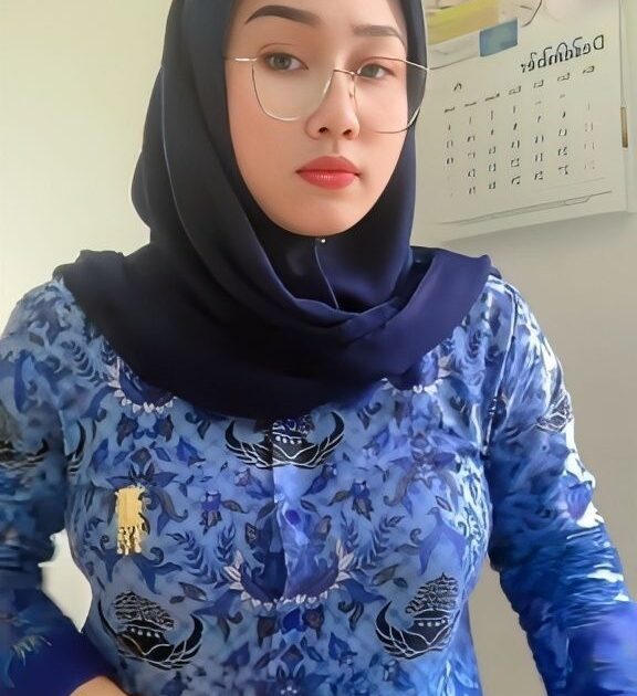 Dapat Hadiah Karna Mengantar Bu Guru Pulang